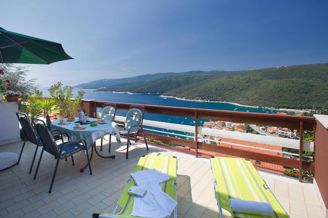 Apartments Magnolia Rabac Esterno foto